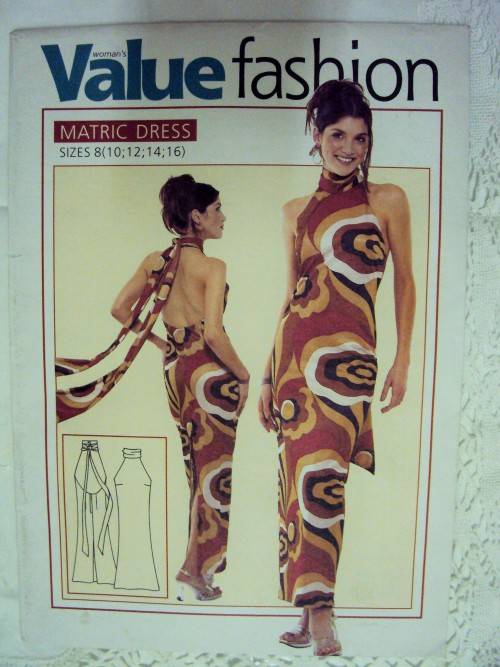 Woman's Value Fashion MATRIC DRESS  Size: 8(10, 12, 14, 16) - Uncut trace off pattern
