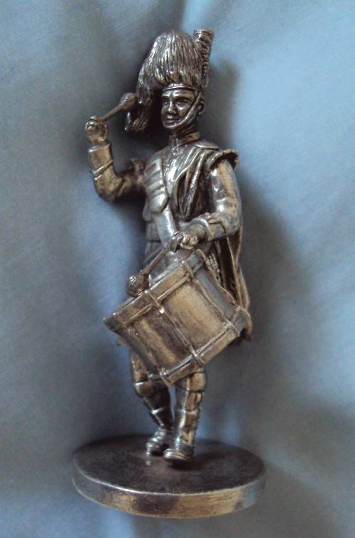 TENOR DRUMMER a DAVID McMASTER original 1 of 1000 (180gr weight - pewter) 10.5cm tall