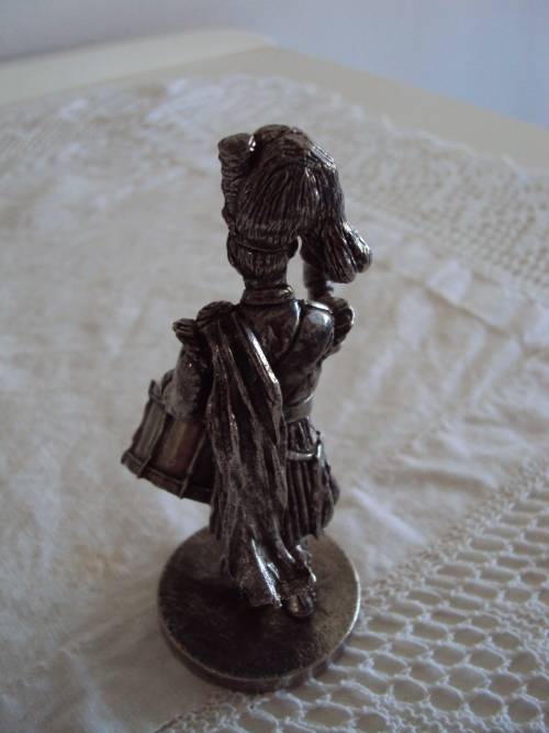 TENOR DRUMMER a DAVID McMASTER original 1 of 1000 (180gr weight - pewter) 10.5cm tall