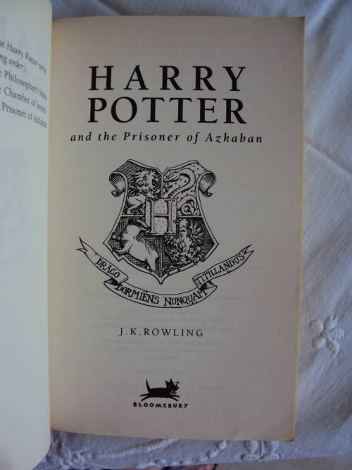 Harry Potter & the PRISONER OF AZKABAN J.K. Rowling  soft cover 1999 Great Britain