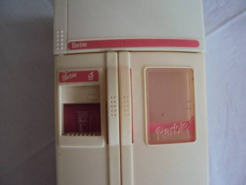 Vintage Barbie doll fridge 1994 Mattel with extras, no shelves inside fridge