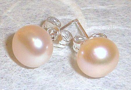 MARYKAY - 4mm PETITE APRICOT PINK CULTURED FRESHWATER PEARL STUD EARRINGS -