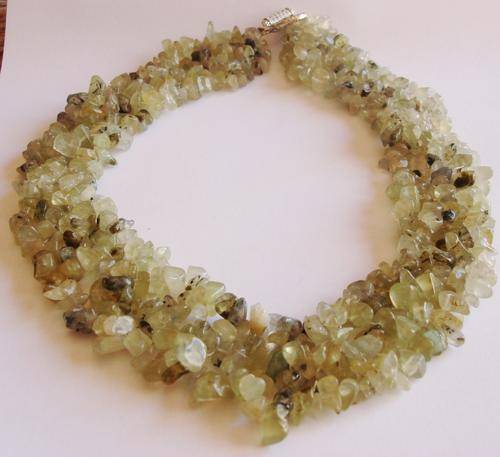 MARYKAY - STUNNING PIECE - INTRICATELY WOVEN NATURAL PREHNITE GEMSTONE NECKLACE