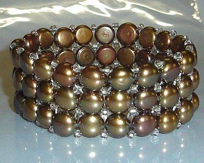MARYKAY - BEAUTIFUL COPPER/OLIVE FRESHWATER PEARL BRACELET