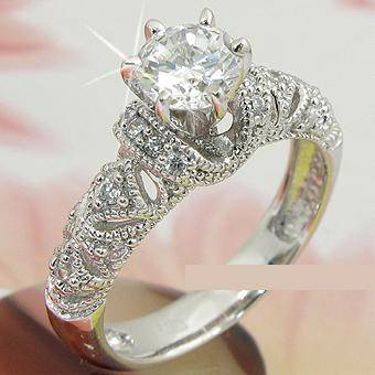 MARYKAY - MAGNIFICENT -  ENGAGEMENT PLATINUM PLATED OVER .925 STERLING SILVER 8/Q