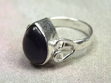 MARYKAY - STUNNING NATURAL AMETHYST DRESS RING - CRAFTED IN INDIA - SIZE 9/S