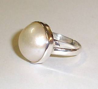 MARYKAY - GENUINE 16mm WHITE MABE PEARL 925 STERLING SILVER RING
