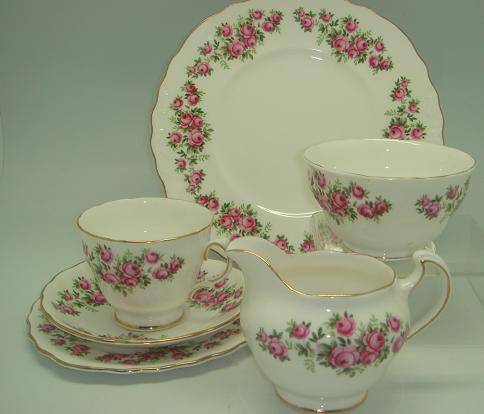 Royal Vale 20 Piece Tea Set