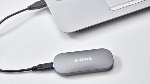 KIOXIA Exceria Plus 1TB Portable SSD