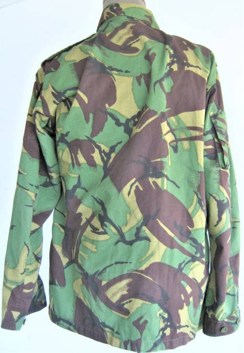 NATO - DPM CAMO SHIRT SIZE 104 (L)  - BUTTONS INTACT & ALL ZIPS WORKING