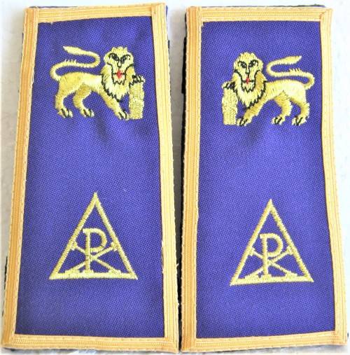 OLD S.A. NAVY CHAPLAIN`S SOFT SHOULDER STRAPS VARIANT WITH LUREX LIONS IN AN UNUSED CONDITION