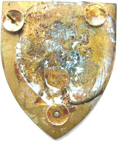 BETHLEHEM COMMANDO FLASH WITH ONE REPLACED PIN OTHERWISE IN GOOD CONDITION