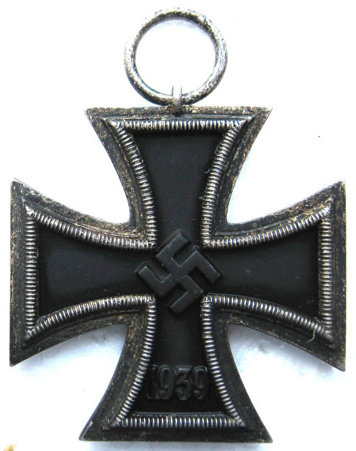 WW2, 55 MARKED IRON CROSS 2ND CLASS BY J.E. HAMMER & SOHNE WITH RIBBON IN VERY GOOD CONDITION