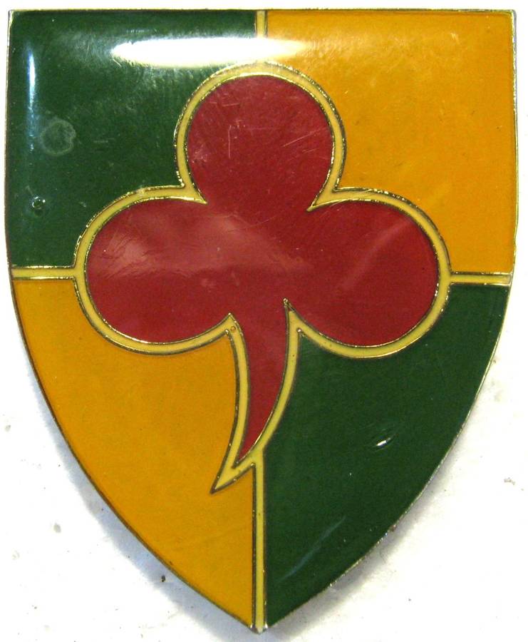 GROUP 14 HQ FLASH WITH PINS IN GOOD CONDITION