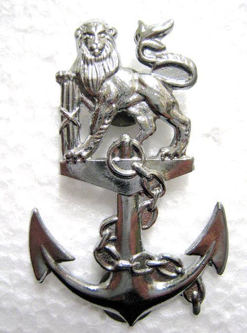 OLD S.A. NAVY DOCKYARD POLICE CAP BADGE IN GOOD CONDITION WITH LUGS & NUTS