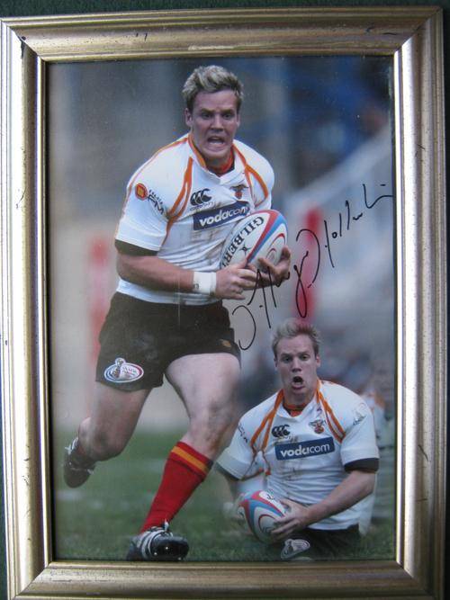AUTOGRAPHED PHOTO OF "ALWYN HOLLENBACH" - Framed under glass 350mm x 250mm