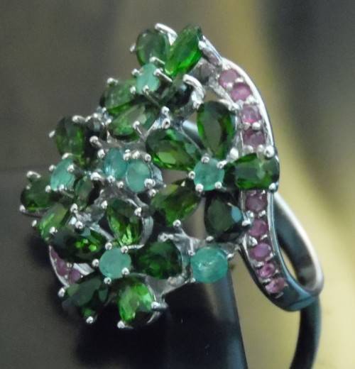 NATURAL CHROME DIOPSIDE, EMERALD, RUBY 925 STERLING SILVER RING (SZ9.5)