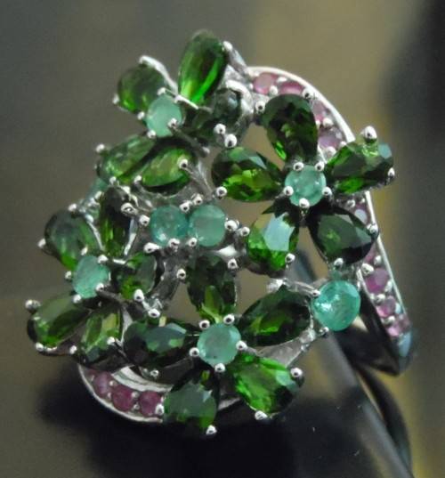 NATURAL CHROME DIOPSIDE, EMERALD, RUBY 925 STERLING SILVER RING (SZ9.5)