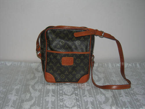 Lovely Vintage Sling bag