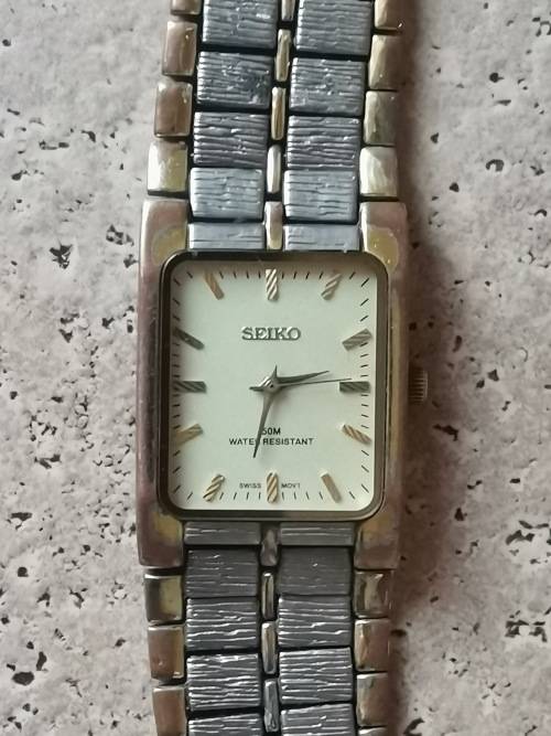 2 X MENS SEIKO WATCHES - WORKING BUT NEEDS TLC