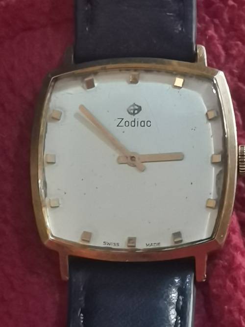 VINTAGE ART DECO MENS ZODIAC GOLD PLATED MECHANICAL WATCH IN EXCELLENT WORKING CONDITION