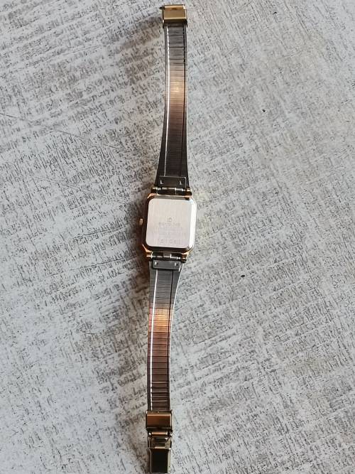SAMSUNG GOLD PLATED SWISS WATCH IN EXCELLENT WORKING CONDITION