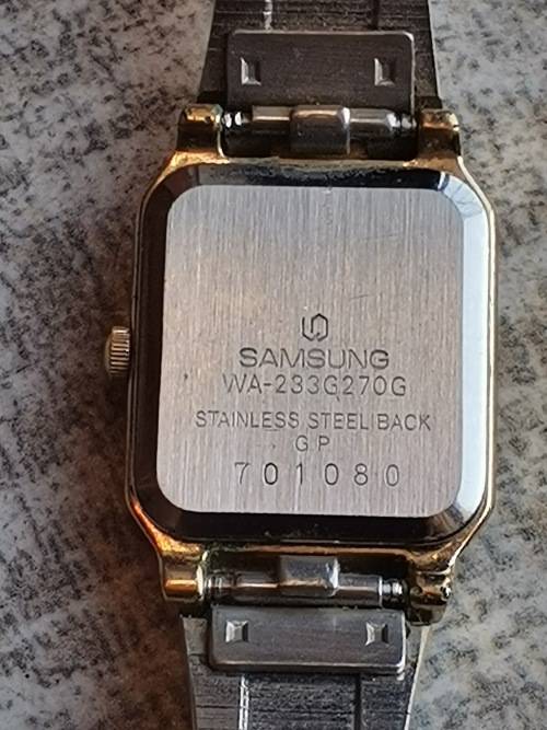 SAMSUNG GOLD PLATED SWISS WATCH IN EXCELLENT WORKING CONDITION