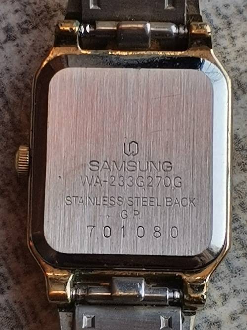 SAMSUNG GOLD PLATED SWISS WATCH IN EXCELLENT WORKING CONDITION