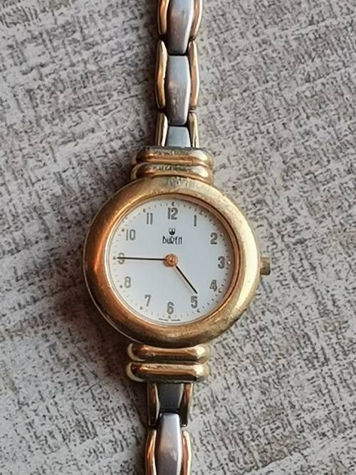 LADIES VINTAGE SWISS BUREN WATCH IN EXCL WORKING CONDITION VALUED @ R3500 WITH VALUATION CERTIFICATE