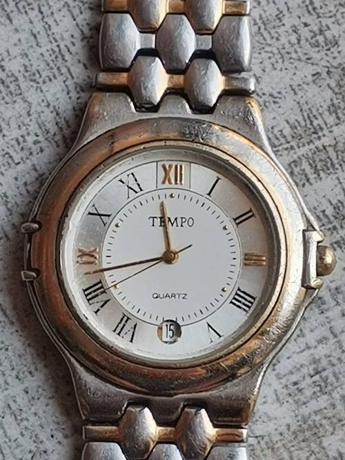MENS TEMPO GOLD PLATED WATCH IN EXCELLENT WORKING CONDITION