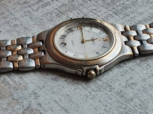MENS TEMPO GOLD PLATED WATCH IN EXCELLENT WORKING CONDITION
