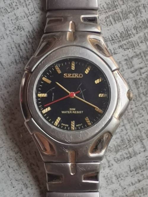 SEIKO MENS WATCH IN EXCELLENT WORKING CONDITION