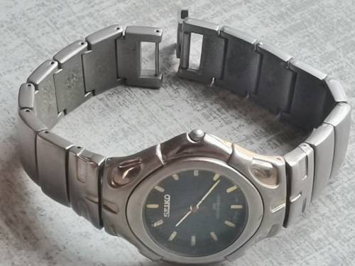 SEIKO MENS WATCH IN EXCELLENT WORKING CONDITION