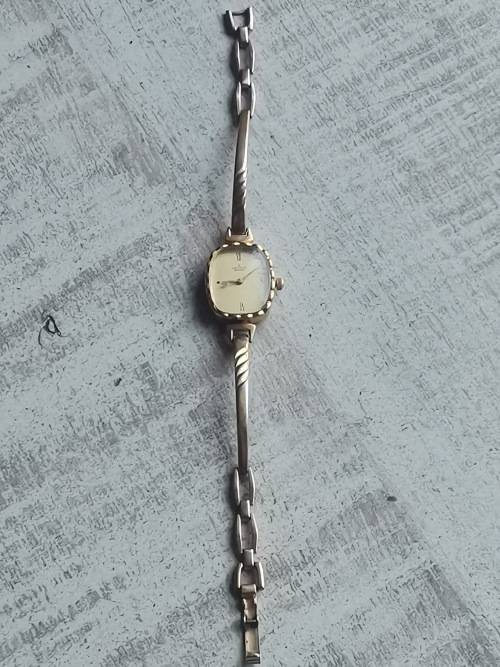 VINTAGE LADIES DELFIN EDOX GOLD PLATED QUARTZ WATCH IN EXCELLENT WORKING CONDITION