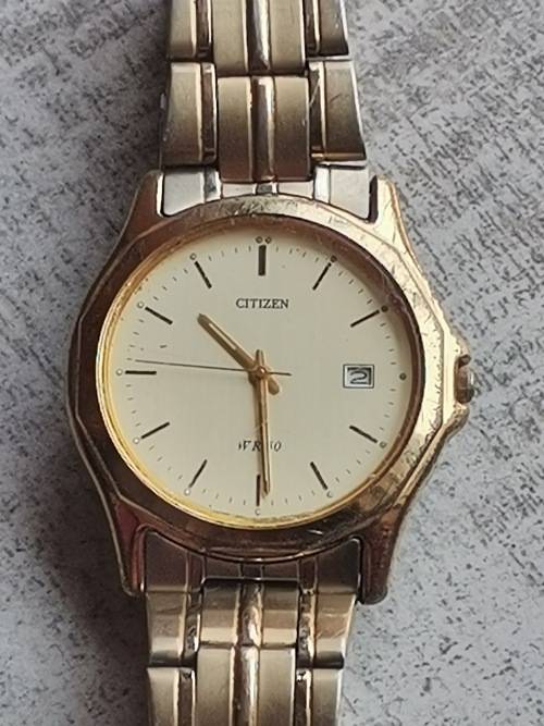 MENS GOLD PLATED CITIZEN WATCH IN EXCELLENT WORKING CONDITION