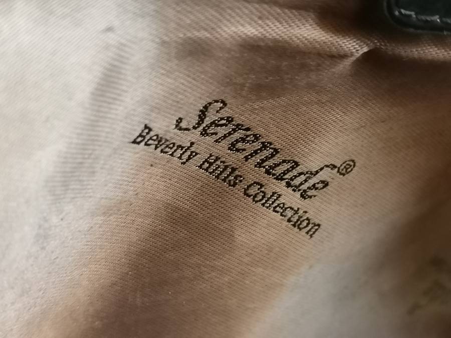 LADIES SERENADE BEVERLY HILLS VINYL MULTI COULOURED HANDBAG - RETAILS FOR OVER R2000