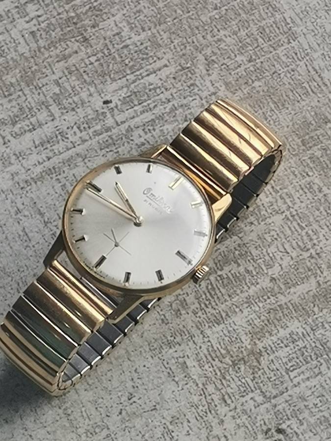 VINTAGE OMIKRON SWISS 21 RUBIS MENS WATCH IN EXCELLENT WORKING CONDITION