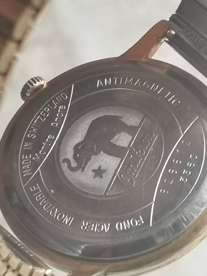 VINTAGE OMIKRON SWISS 21 RUBIS MENS WATCH IN EXCELLENT WORKING CONDITION