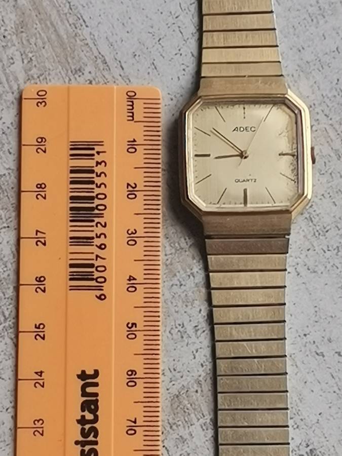 MENS VINTAGE ADEC GOLD PLATED WATCH IN EXCELLENT WORKING CONDITION