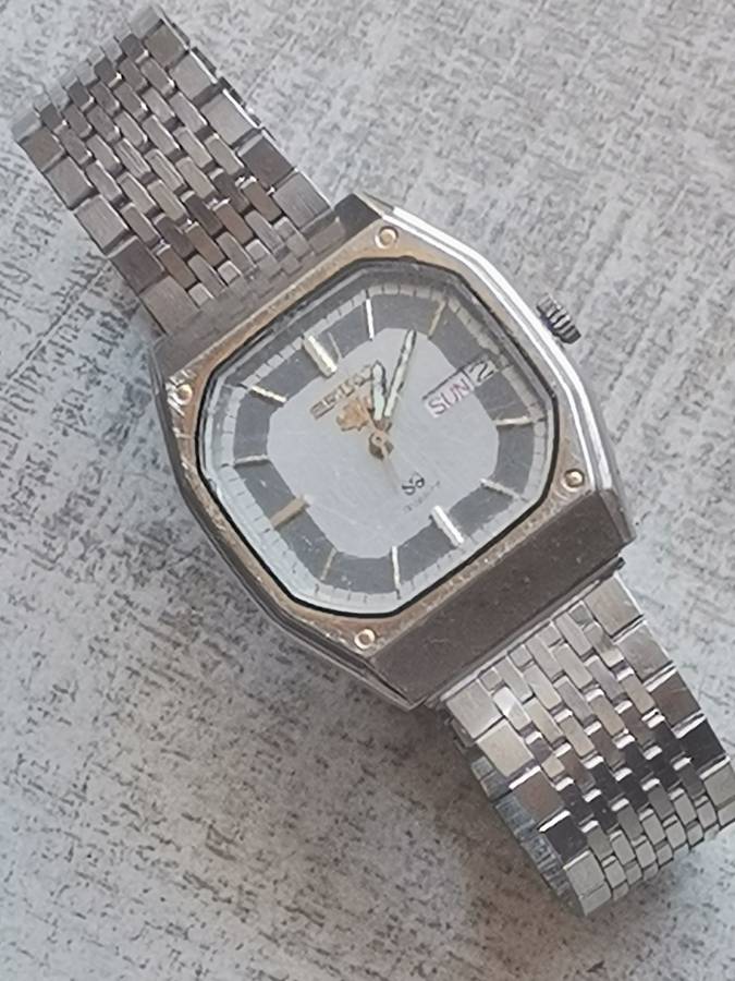 SEIKO S2 MENS WATCH  IN GOOD WORKING CONDITION