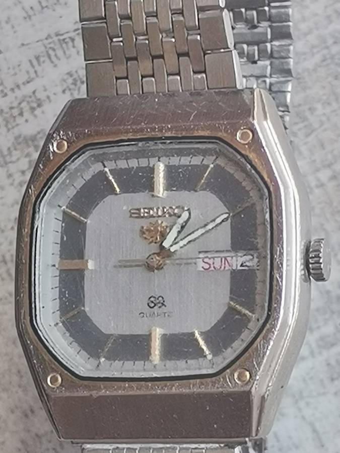 SEIKO S2 MENS WATCH  IN GOOD WORKING CONDITION