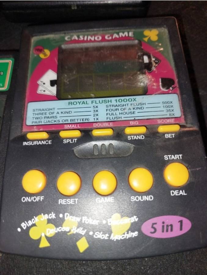 COLLECTION OF POKER AND BLACKJACK GAMES - UNTESTED