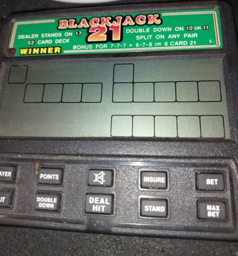 COLLECTION OF POKER AND BLACKJACK GAMES - UNTESTED