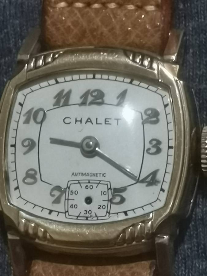 LADIES VINTAGE MID-CENTURY CHALET 10K RGP GOLD AUTOMATIC WATCH IN EXCELLENT WORKING CONDITION