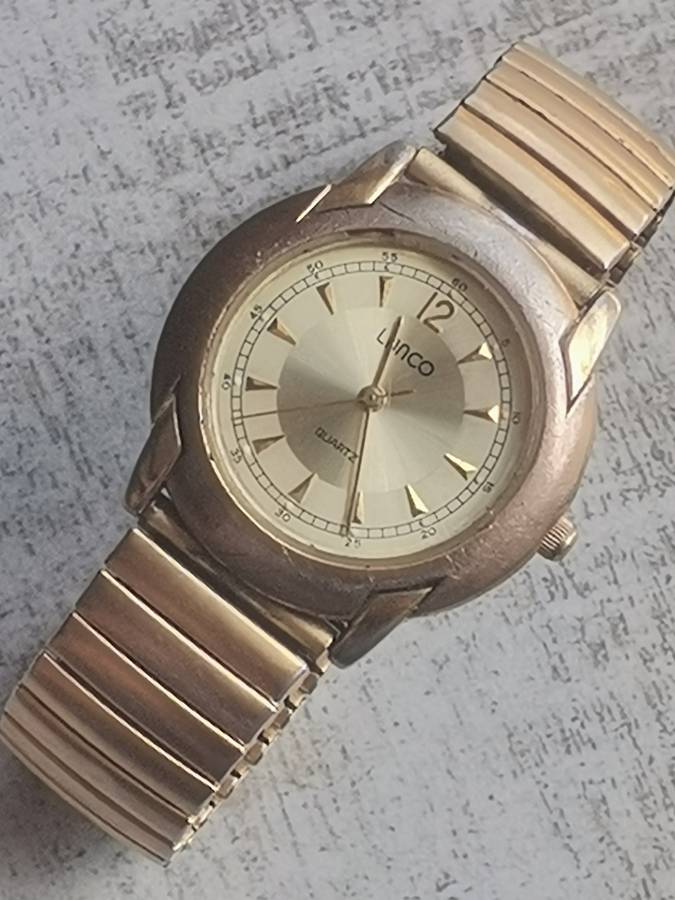 MENS VINTAGE LANCO WATCH IN EXCELLENT WORKING CONDITION