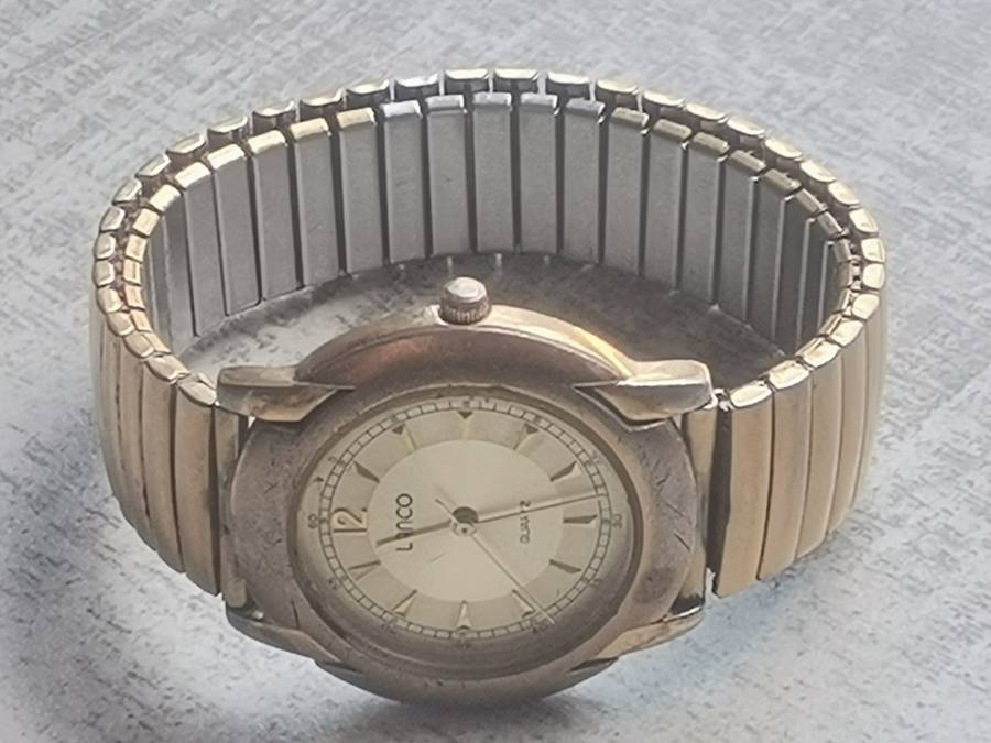 MENS VINTAGE LANCO WATCH IN EXCELLENT WORKING CONDITION
