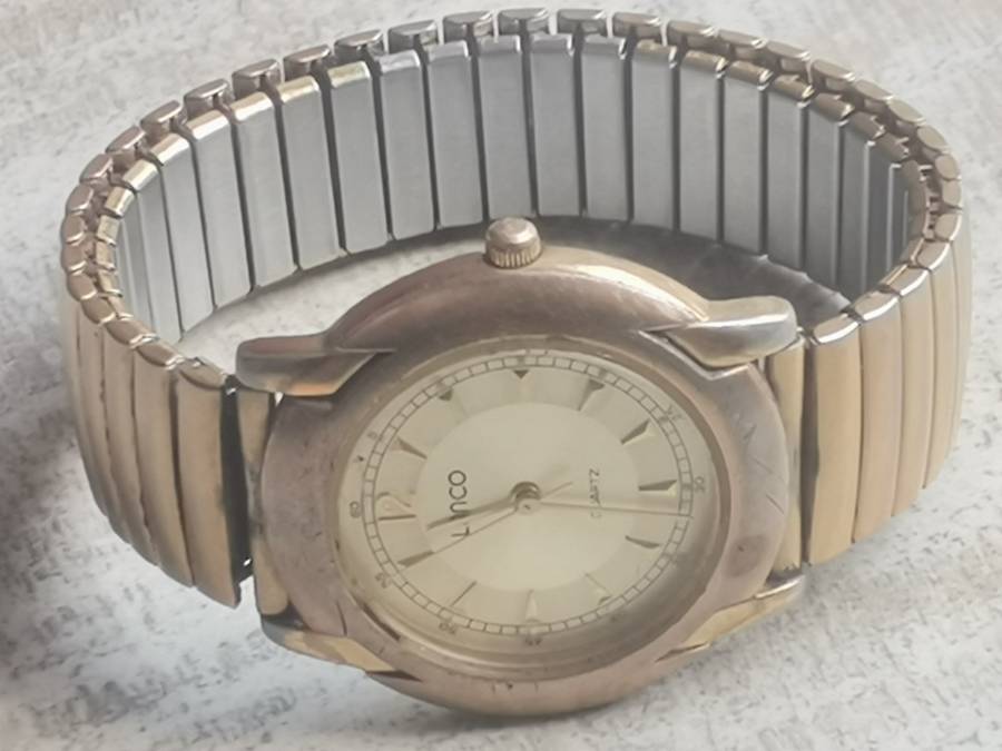 MENS VINTAGE LANCO WATCH IN EXCELLENT WORKING CONDITION