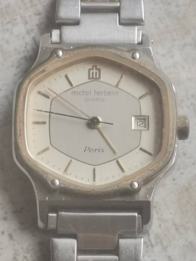 MICHEL HERBELIN LADIES SWISS WATCH WITH ORIGINAL BOX IN EXCELLENT WORKING CONDITION