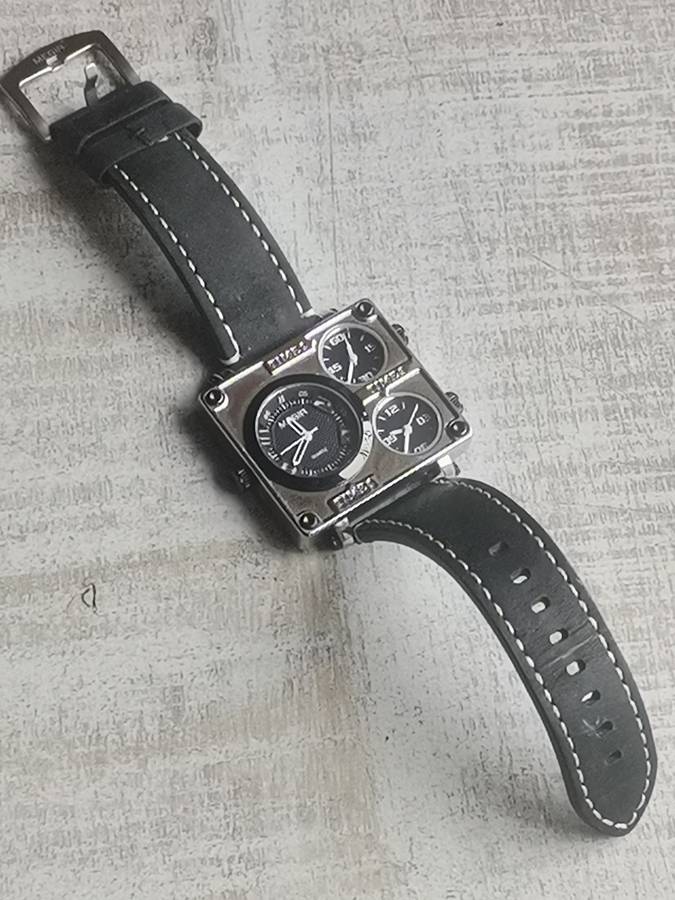 MEGIR M2069 MENS MULTIPLE TIMEZONE WATCH IN EXCELLENT WORKING CONDITION