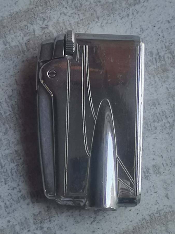 VINTAGE RONSON LIGHTER